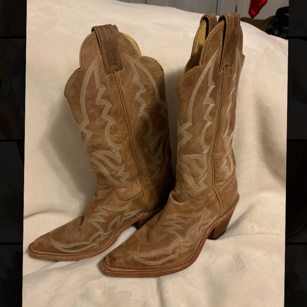 Justin Cowboy Boots